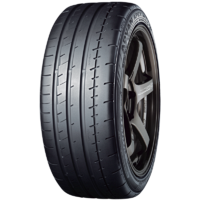 235/40R18 YOKOHAMA ADVAN APEX V601